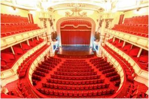 Thiết kế kiến trúc của nhà hát hơn 100 tuổi giữa lòng Hà Nội Thiết kế kiến trúc của nhà hát hơn 100 tuổi giữa lòng Hà Nội