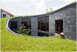 Nhà đá ở Quảng Ninh