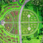 Nghề thiết kế kiến trúc cảnh quan tạo nên vẻ đẹp không gian xanh.